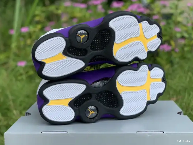 1st Kicks Shoes 13 Lakers Air Jordan 414571-105 0619